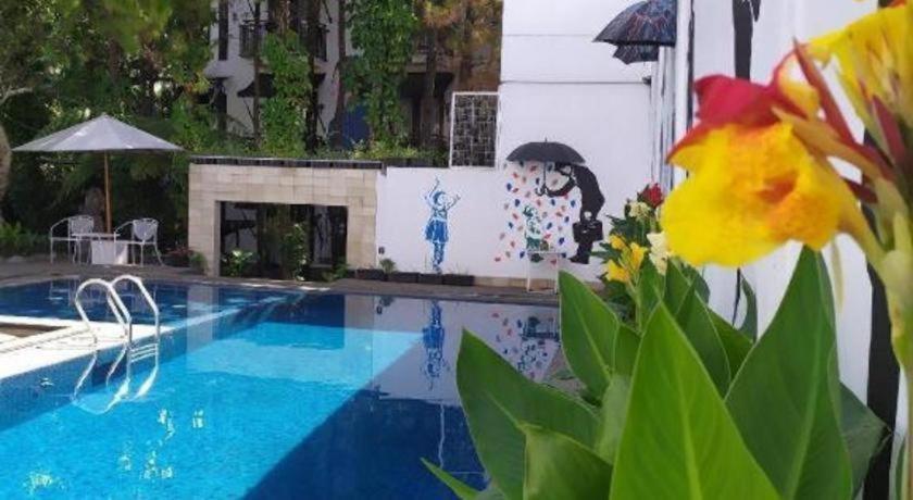 The Silk At Dago Boutique Hotel Bandung Exterior photo